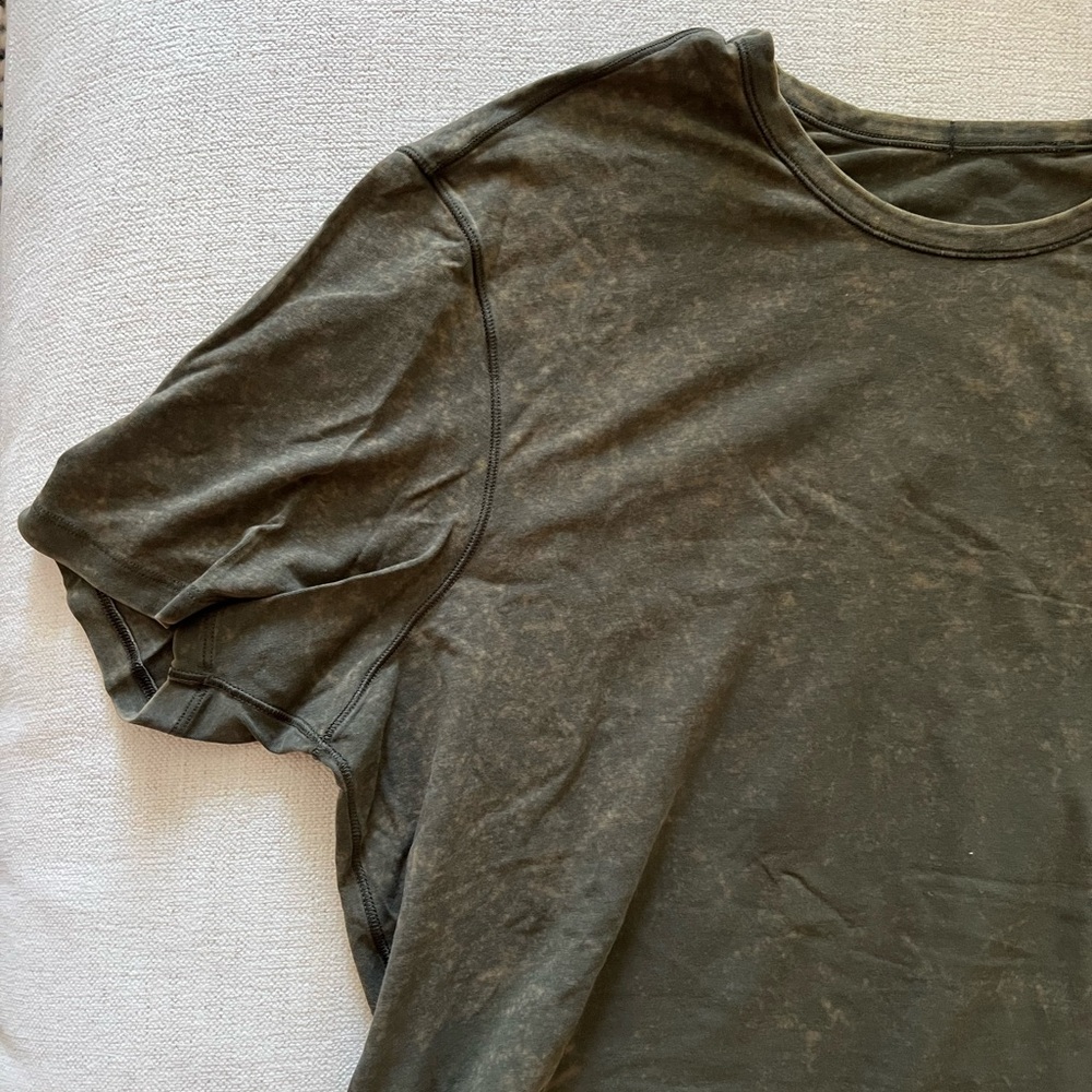 Lululemon Dark Green Short Sleeve Shirt